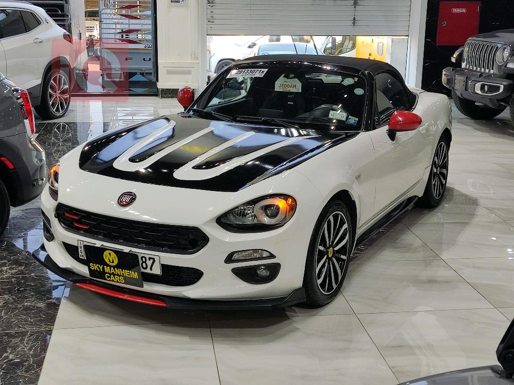 فيات 124 سبايدر
